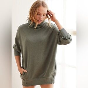 Aerie sweatshirt cowl neck turtleneck well-loved sage green small oversized long